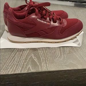 Maroon Rebook Classic